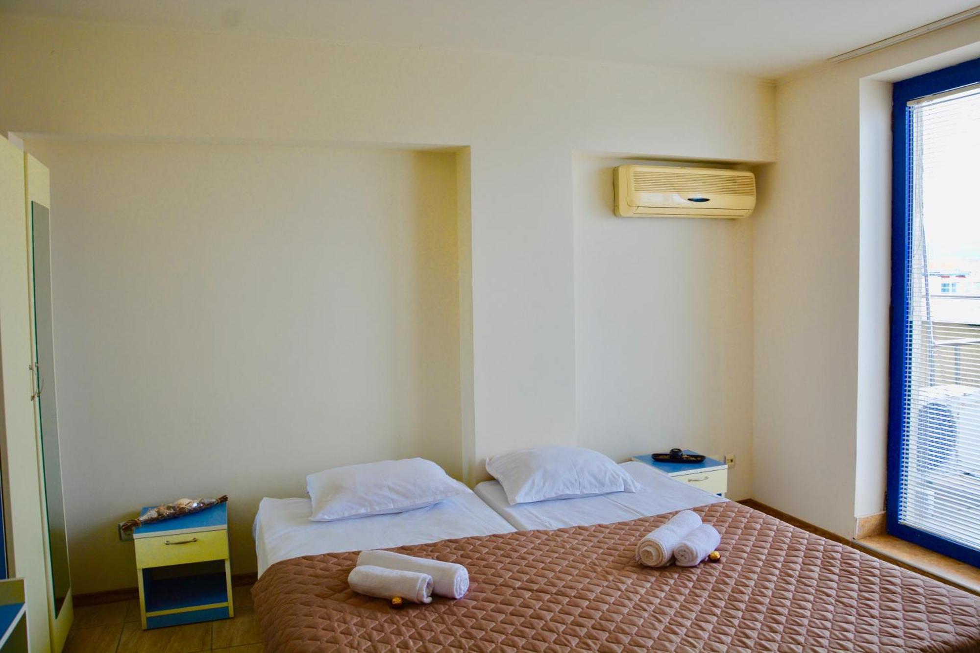 Rainbow 1 Holiday Complex Pantai Sunny Luaran gambar